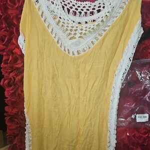 Cysincos NWT Women's Yellow & White Crochet Swim Cover-Up Size Large (No L Tag)